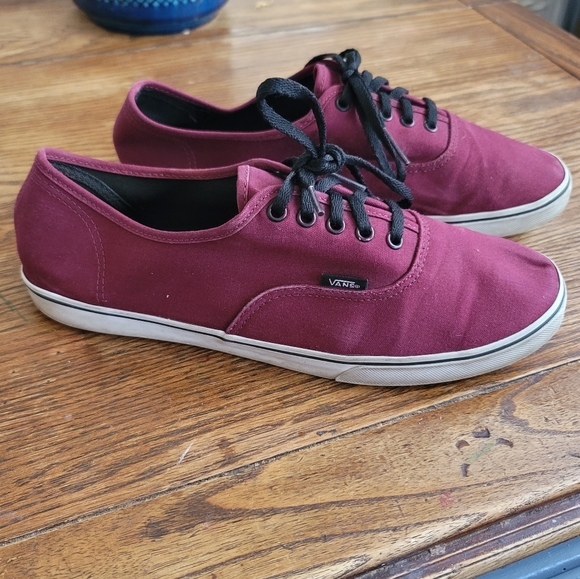 VANS Maroon Canvas Sneaker Size 11 - Picture 2 of 5